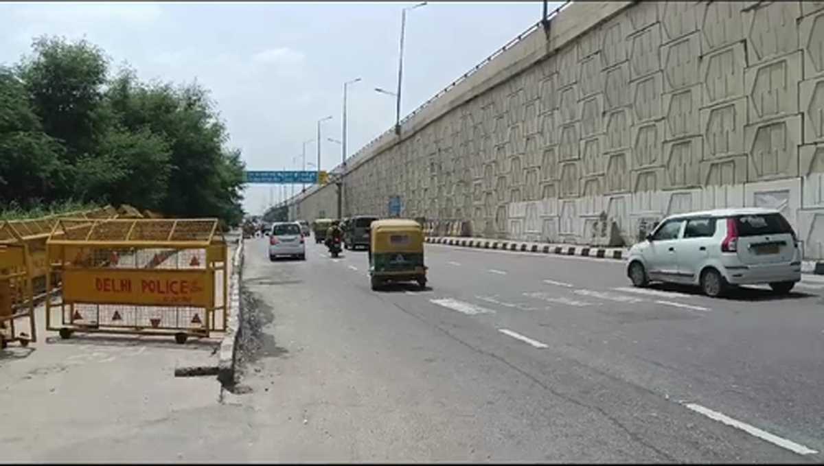 15 अगस्त के मद्देनजर दिल्ली-यूपी बॉर्डर पर बढ़ी पुलिस की मुस्तैदी, होटल्स की भी होगी चेकिंग